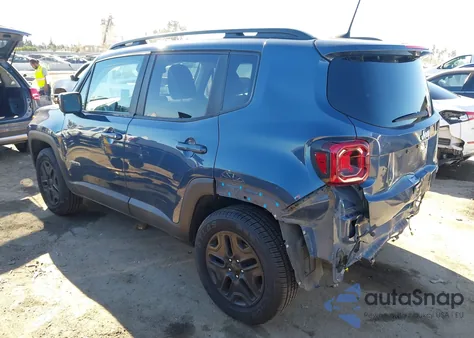2020 Jeep Renegade Latitude 4X4 from USA, damaged, VIN ZACNJBBB8LPL83887